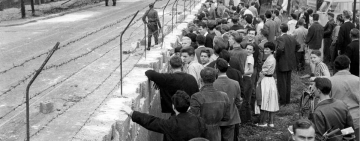 El día que comenzó la construcción del Muro de Berlín: 50 años de división